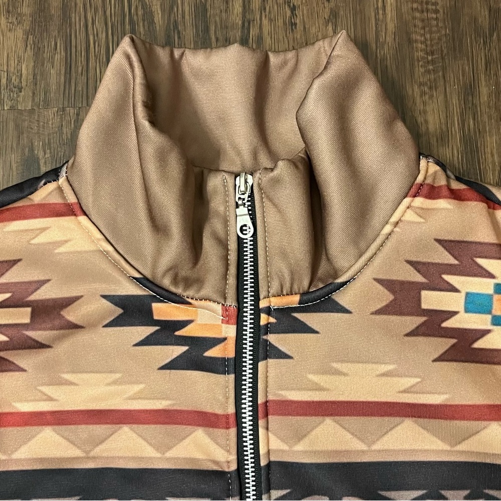 Aztec Pullover - Picture 5 of 7